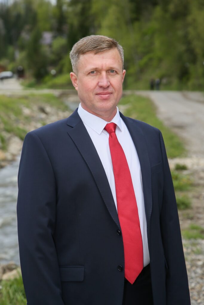 Алексей Переверзев  лауреат конкурса «Директор года. Алтайский край – 2025»
